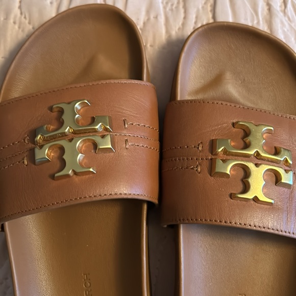 Like new Tory Burch slides! - Picture 5 of 5